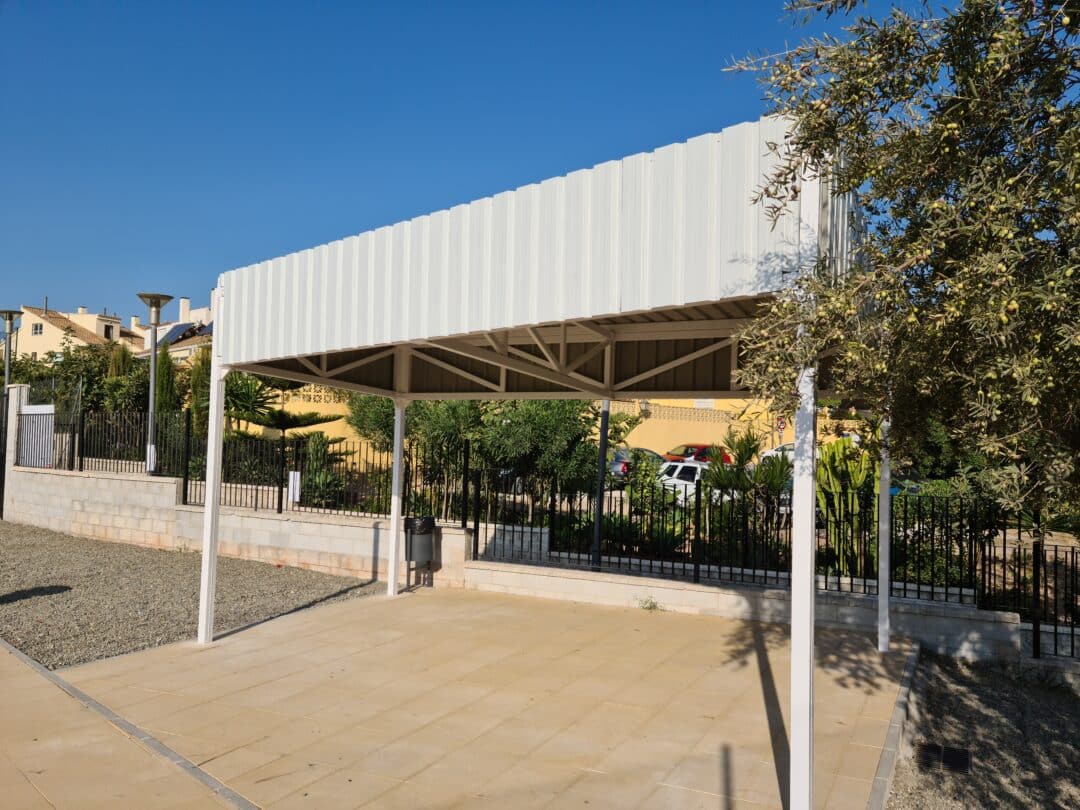 Obras de Adecuación zonas exteriores en parcela sita en PA-NO-5 La Cantera , I.E.S. NUEVO ZONA HOSPITAL LAS CHAPAS