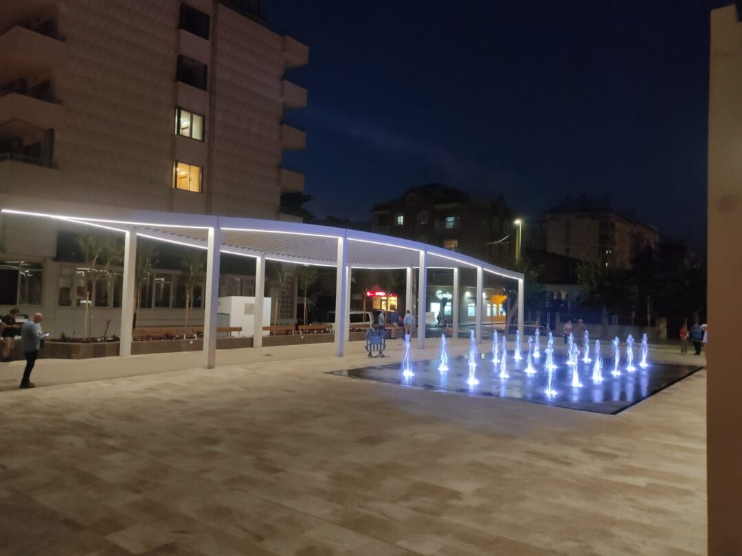 Obras de ejecución de La Plaza del Agua en el Rincón de la Victoria